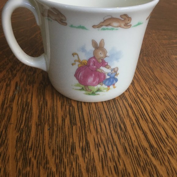 Royal Doulton 1980s Vintage Bunnykins Mug - Picture 2 of 4